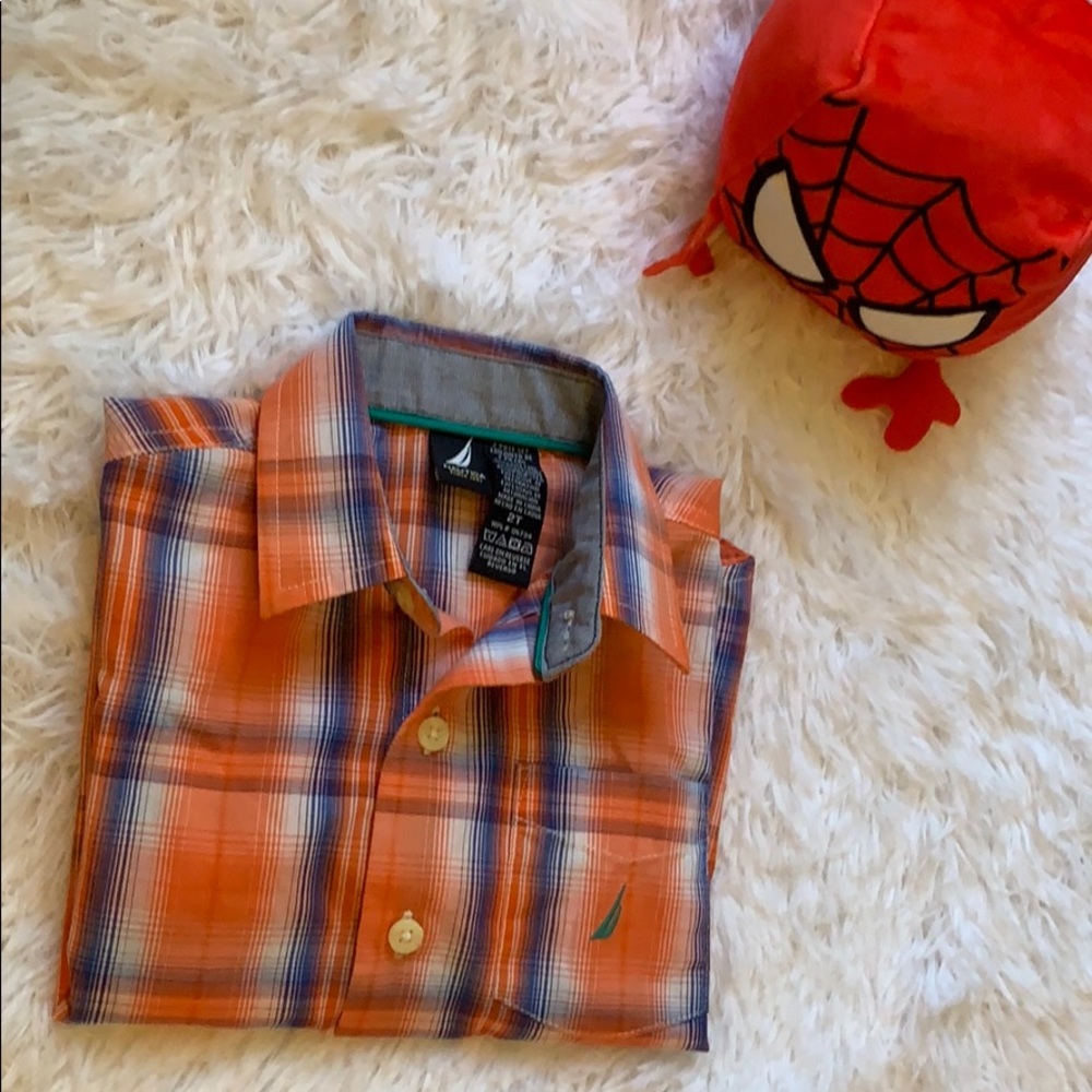 2T Nautica short sleeve shirt